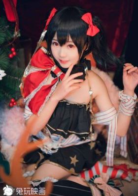 秋山祥子