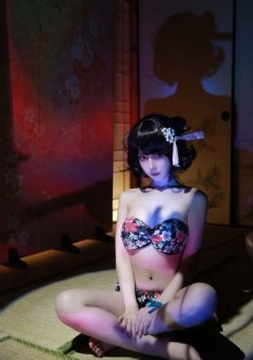女按摩师3